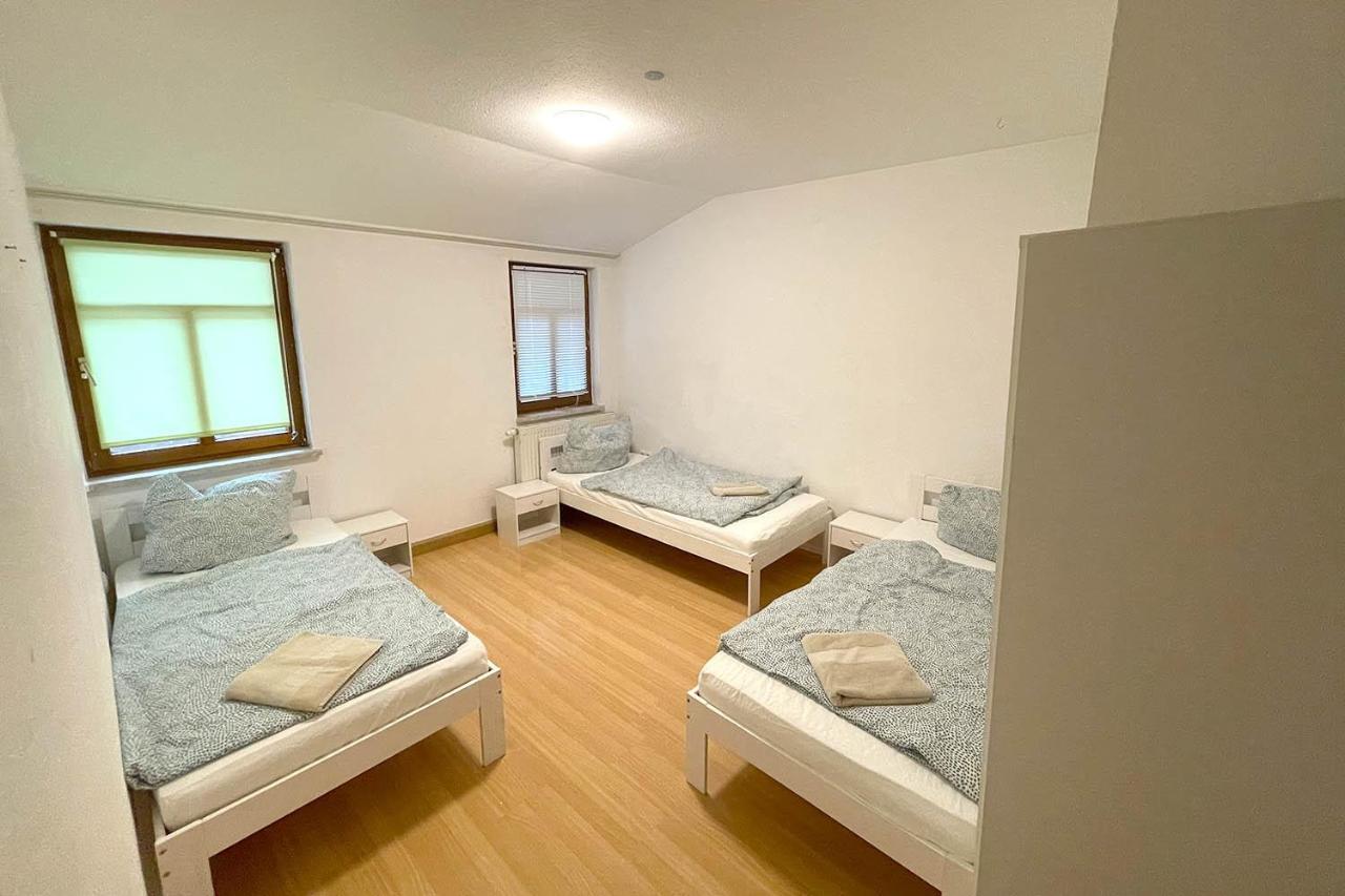 City Apartment With Wifi Near Jena Kahla  Zewnętrze zdjęcie
